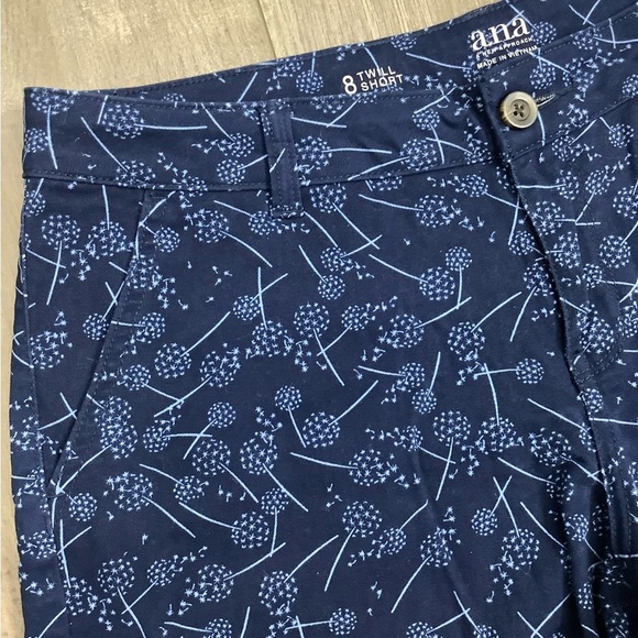 Women's a.n.a JCP 8 M Medium Shorts Navy Blue Chino Khakis Twill Stretch NWOT - Picture 5 of 8